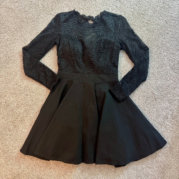 bebe Black Dress, Cocktail, 4, EUC, Lace - Picture 1 of 15